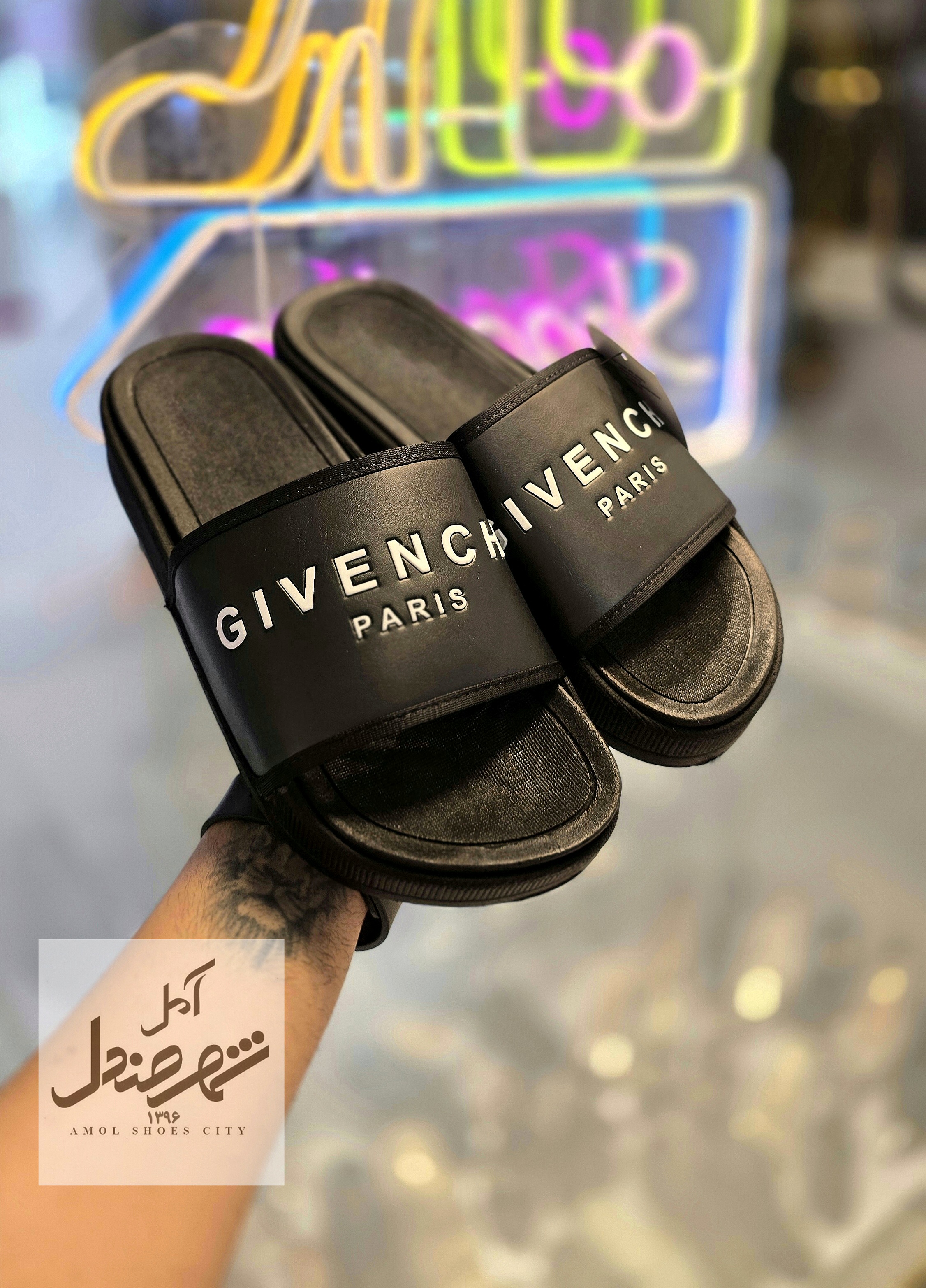 صندل مردانه جیوانچی ۲۰۲۶